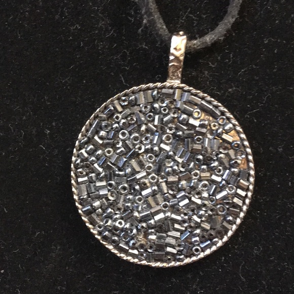 Lia Sophia Flashback Necklace - Picture 3 of 5